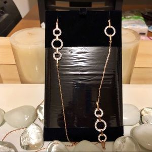 Swarovski Circle Strandage Necklace